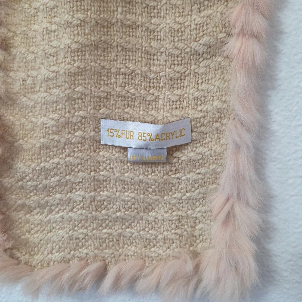 Beige Fur trim scarf monochromatic quiet‎ luxury Scarf